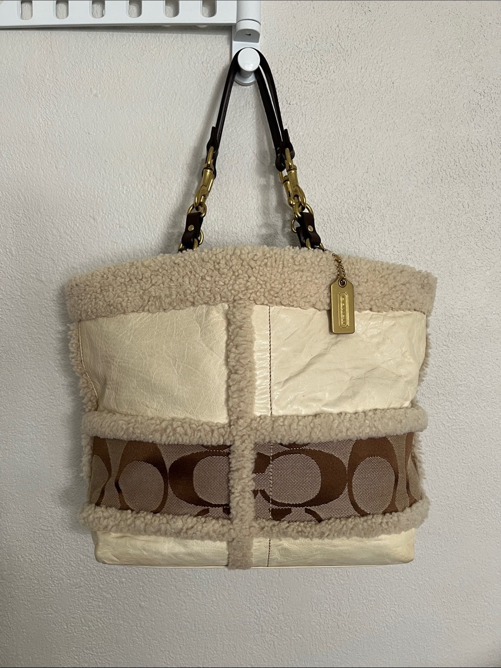 Coach Cream Hamptons Shearling-Trim Signature Patchwork Vintage Tote